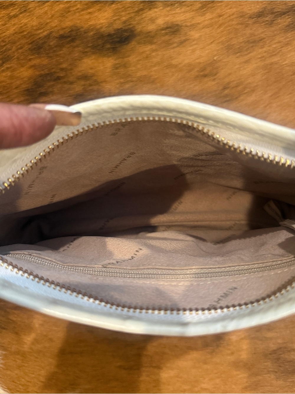 Oh So Lovely BRAHMIN Lorelei Shoulder Bag – Croc Embossed Leather | Lightweight - Picture 3 of 7